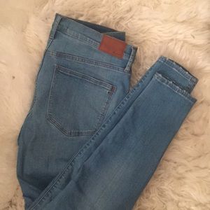 Madewell 10 inch High Rise Skinny Jeans